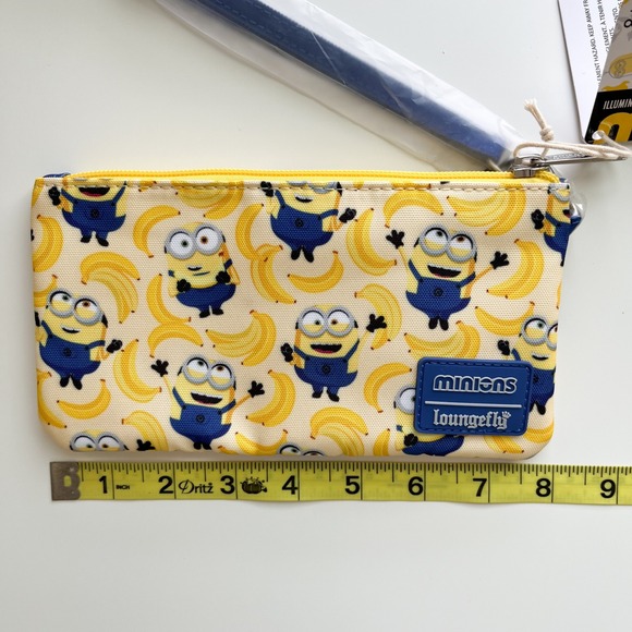 NWT Minions Loungefly Wristlet Wallet - Picture 5 of 6